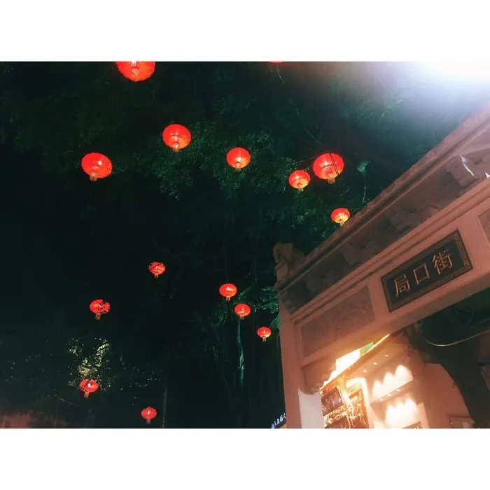 Zhong Shan Lu Lanterns