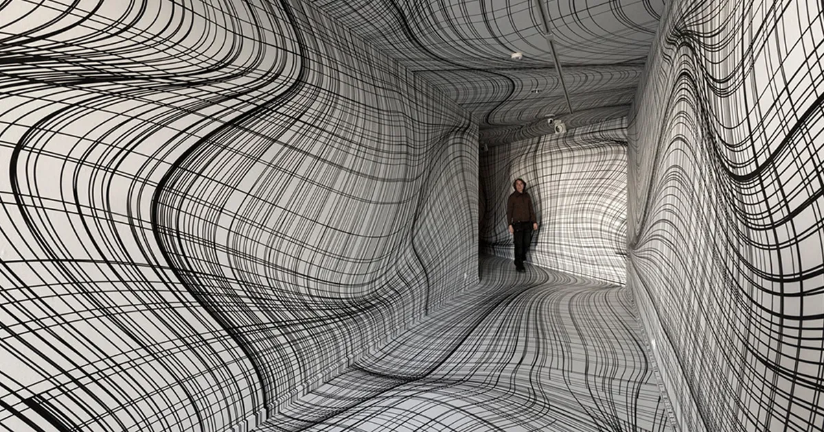 Las habitaciones distorsionadas de Peter Kogler te darán vértigo
