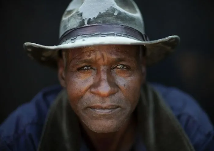 12 Raw Portraits: The Naked Truth