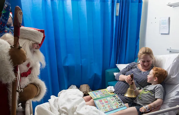 This Photographer Is Using Photoshop To Give Seriously Sick Children A Magical Christmas They Couldn't Have