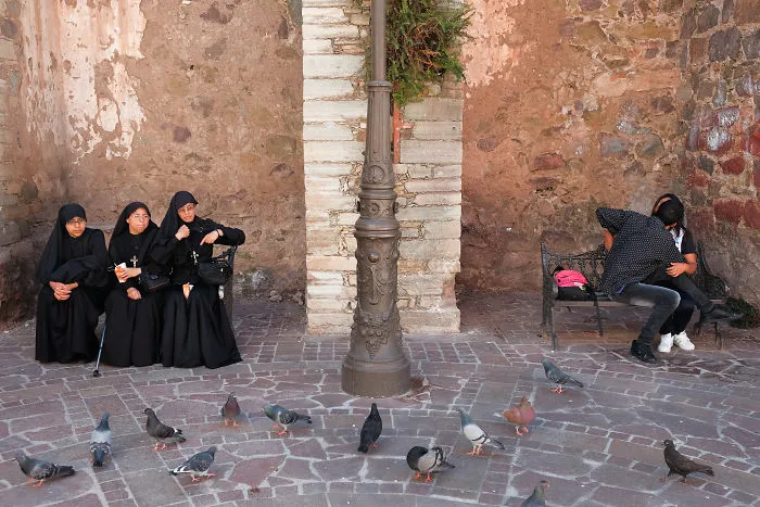 Candid Everyday Moments From Vivid Streets Of Mexico