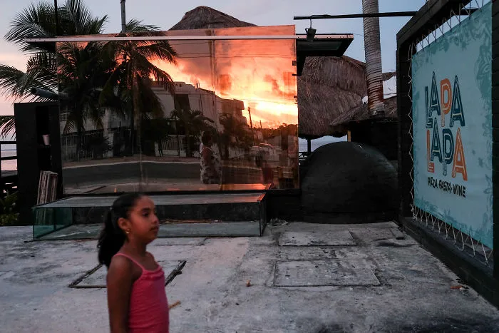 Candid Everyday Moments From Vivid Streets Of Mexico