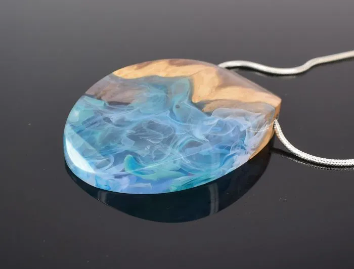 I Make Pendants That Allow You To Carry A Bit Of Nature’s Beauty With You