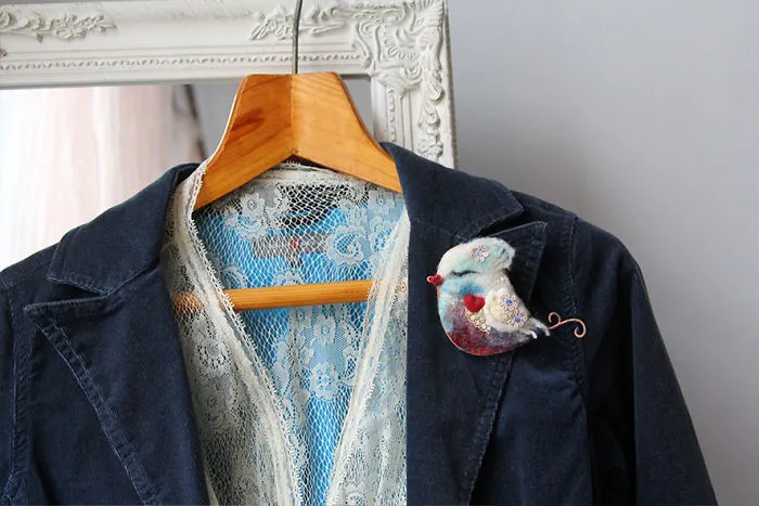 I Use Pictures Of Actual Birds To Felt Brooches With Character