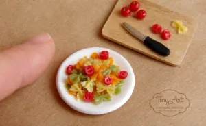I Really Don't Like To Cook So I Sculpt Miniature Food Instead