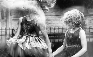 I Quit My Job To Follow My Passion For Photography And Document My Daughters' Lives