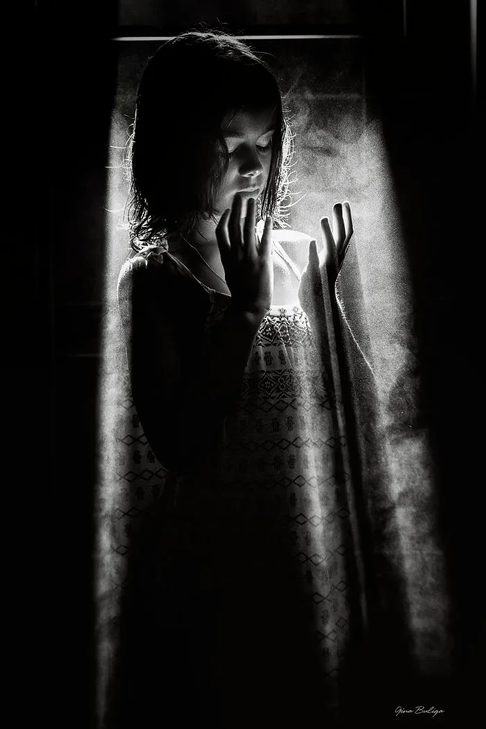 I Quit My Job To Follow My Passion For Photography And Document My Daughters' Lives
