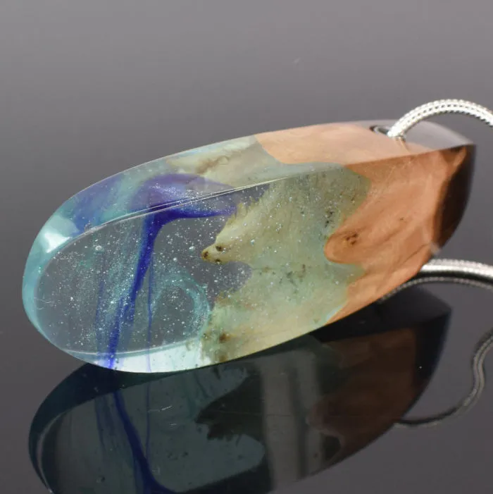 I Make Pendants That Allow You To Carry A Bit Of Nature’s Beauty With You