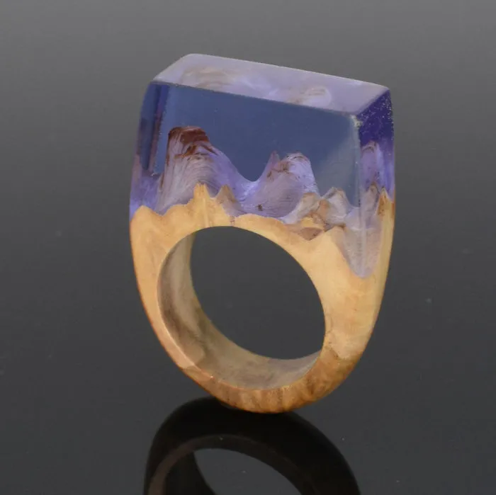 I Make Pendants That Allow You To Carry A Bit Of Nature’s Beauty With You