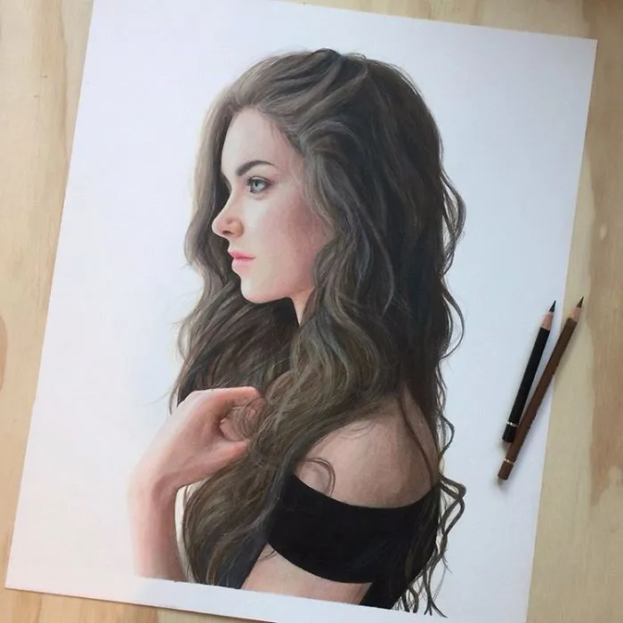 I Create Colorful Photorealistic Drawings With Colored Pencils