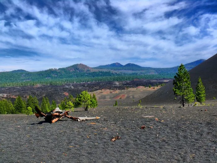 55 Photos Of Lassen Volcanic National Park That Look Like They're Taken At Another Planet