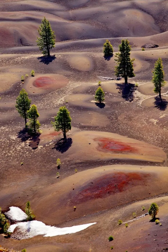 55 Photos Of Lassen Volcanic National Park That Look Like They're Taken At Another Planet