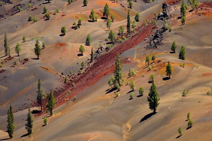 55 Photos Of Lassen Volcanic National Park That Look Like They're Taken At Another Planet