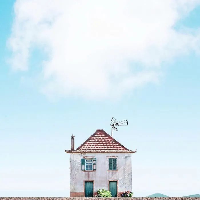My Two Years As A Hunter Of Lonely Houses