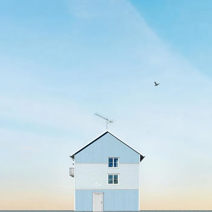 My Two Years As A Hunter Of Lonely Houses