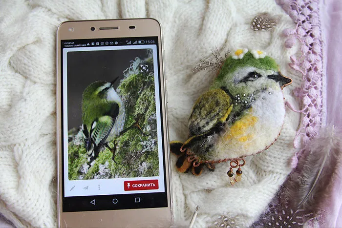 I Use Pictures Of Actual Birds To Felt Brooches With Character