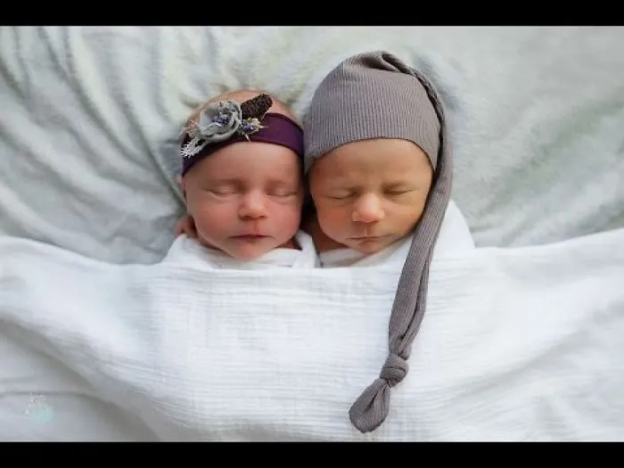 Cute Photo Of Attractive Twins Baby