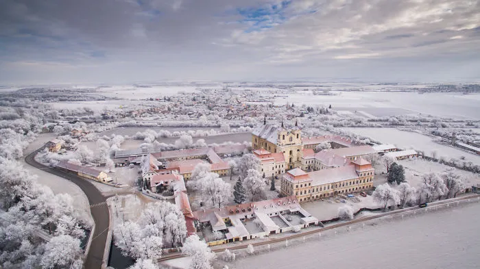 Just Few Minutes In The Air And I See Frozen Magic!
