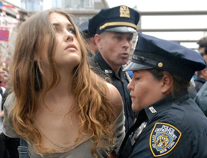 Jeanne De Wall Street