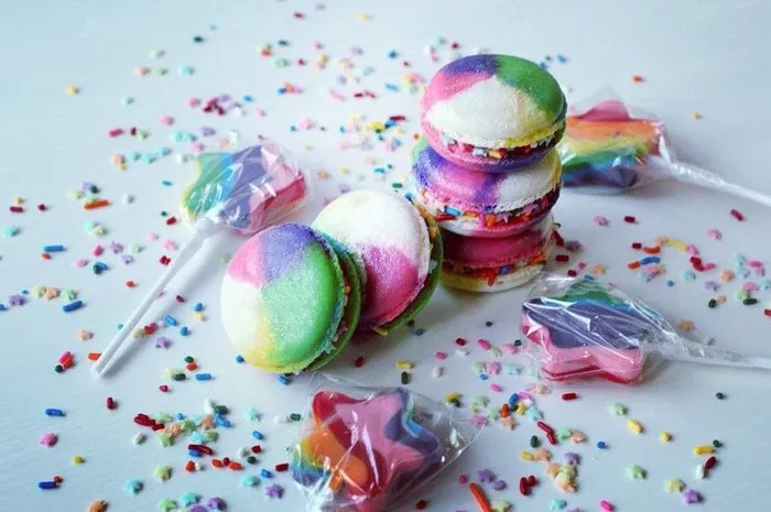 Unicorn Macarons Are The Most Magical Dessert Ever