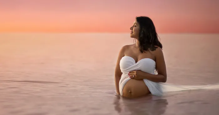 I Create Magical Maternity Photoshoots