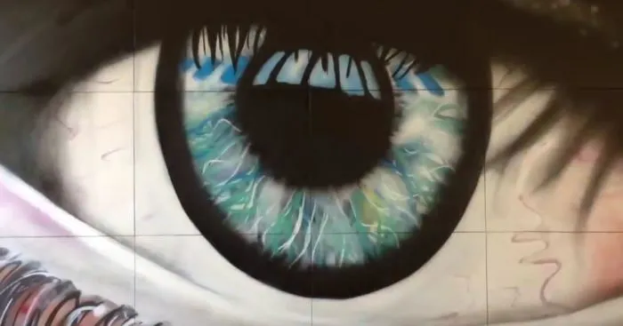 Freehand Street Art Time-Lapse