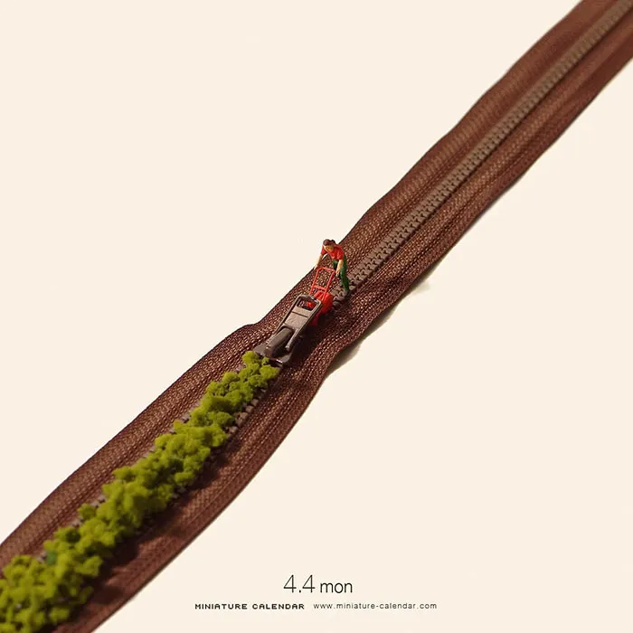 246 Fun Miniature Dioramas By Japanese Artist Who's Been Creating Them Every Day For 5 Years