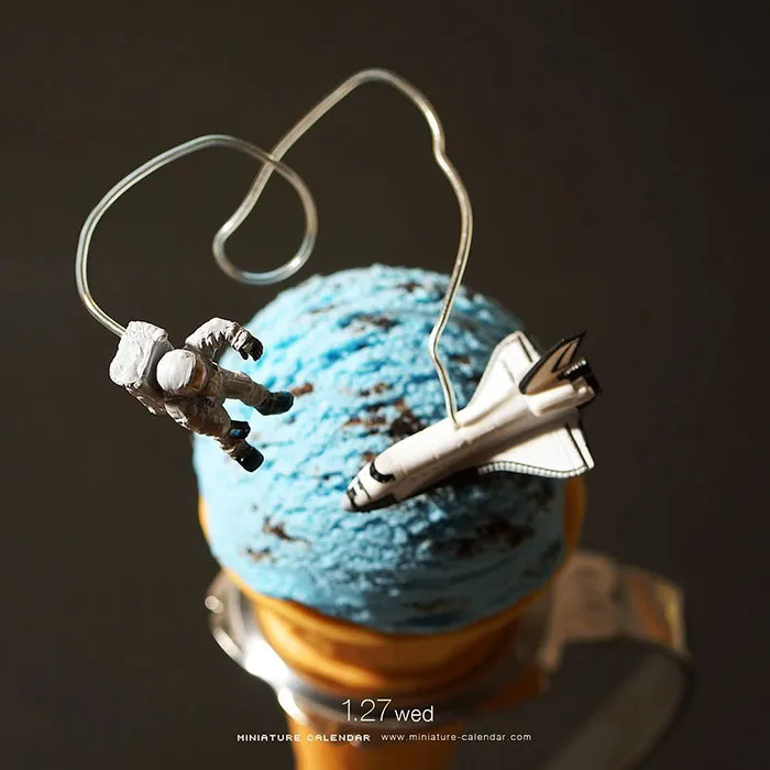 246 Fun Miniature Dioramas By Japanese Artist Who's Been Creating Them Every Day For 5 Years