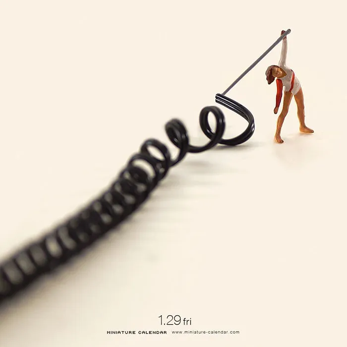 246 Fun Miniature Dioramas By Japanese Artist Who's Been Creating Them Every Day For 5 Years
