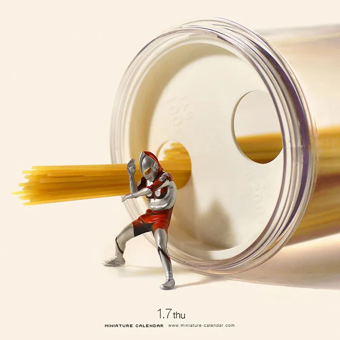 246 Fun Miniature Dioramas By Japanese Artist Who's Been Creating Them Every Day For 5 Years