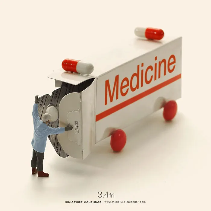 246 Fun Miniature Dioramas By Japanese Artist Who's Been Creating Them Every Day For 5 Years