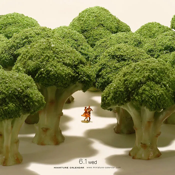 246 Fun Miniature Dioramas By Japanese Artist Who's Been Creating Them Every Day For 5 Years