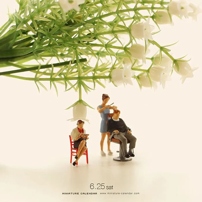 246 Fun Miniature Dioramas By Japanese Artist Who's Been Creating Them Every Day For 5 Years