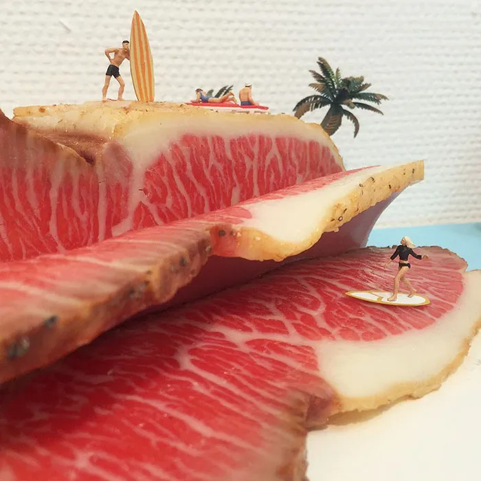 246 Fun Miniature Dioramas By Japanese Artist Who's Been Creating Them Every Day For 5 Years