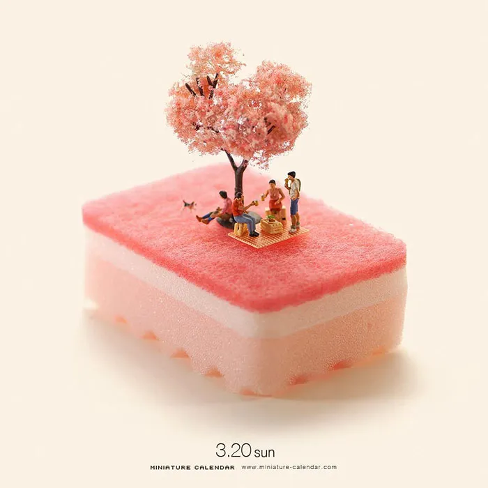 246 Fun Miniature Dioramas By Japanese Artist Who's Been Creating Them Every Day For 5 Years