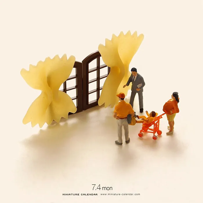 246 Fun Miniature Dioramas By Japanese Artist Who's Been Creating Them Every Day For 5 Years