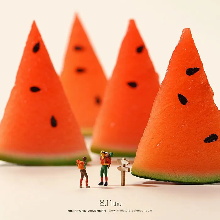 246 Fun Miniature Dioramas By Japanese Artist Who's Been Creating Them Every Day For 5 Years