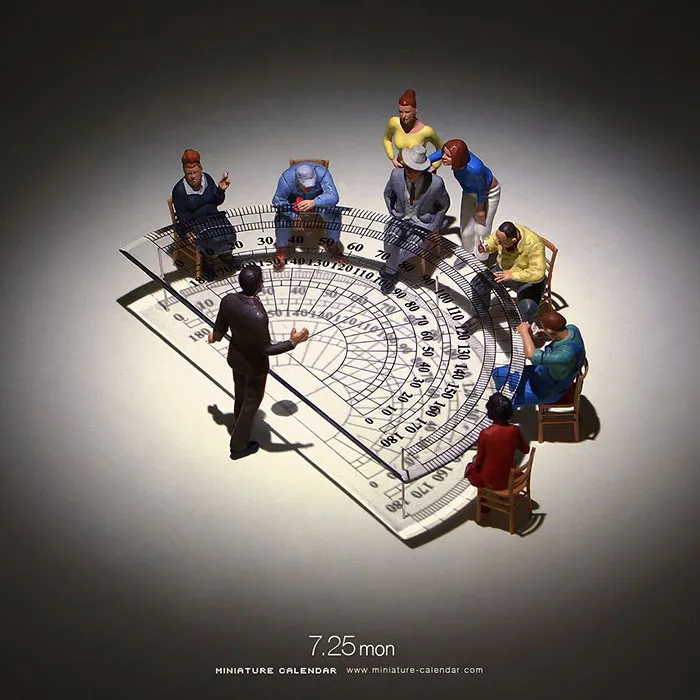 246 Fun Miniature Dioramas By Japanese Artist Who's Been Creating Them Every Day For 5 Years