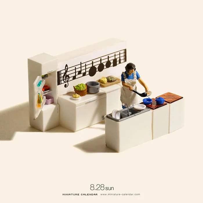 246 Fun Miniature Dioramas By Japanese Artist Who's Been Creating Them Every Day For 5 Years