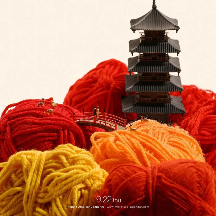 246 Fun Miniature Dioramas By Japanese Artist Who's Been Creating Them Every Day For 5 Years