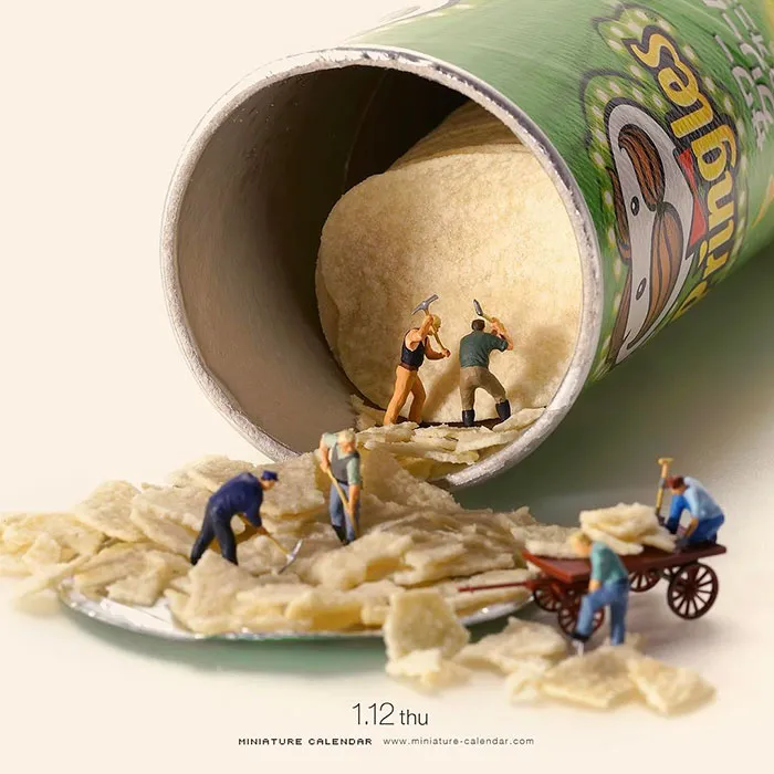 246 Fun Miniature Dioramas By Japanese Artist Who's Been Creating Them Every Day For 5 Years
