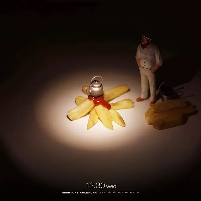 246 Fun Miniature Dioramas By Japanese Artist Who's Been Creating Them Every Day For 5 Years