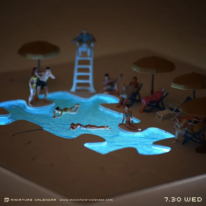 246 Fun Miniature Dioramas By Japanese Artist Who's Been Creating Them Every Day For 5 Years