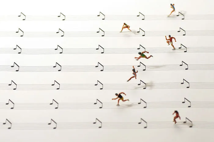 246 Fun Miniature Dioramas By Japanese Artist Who's Been Creating Them Every Day For 5 Years