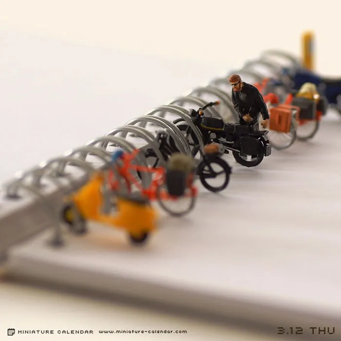 246 Fun Miniature Dioramas By Japanese Artist Who's Been Creating Them Every Day For 5 Years