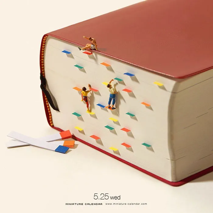 246 Fun Miniature Dioramas By Japanese Artist Who's Been Creating Them Every Day For 5 Years