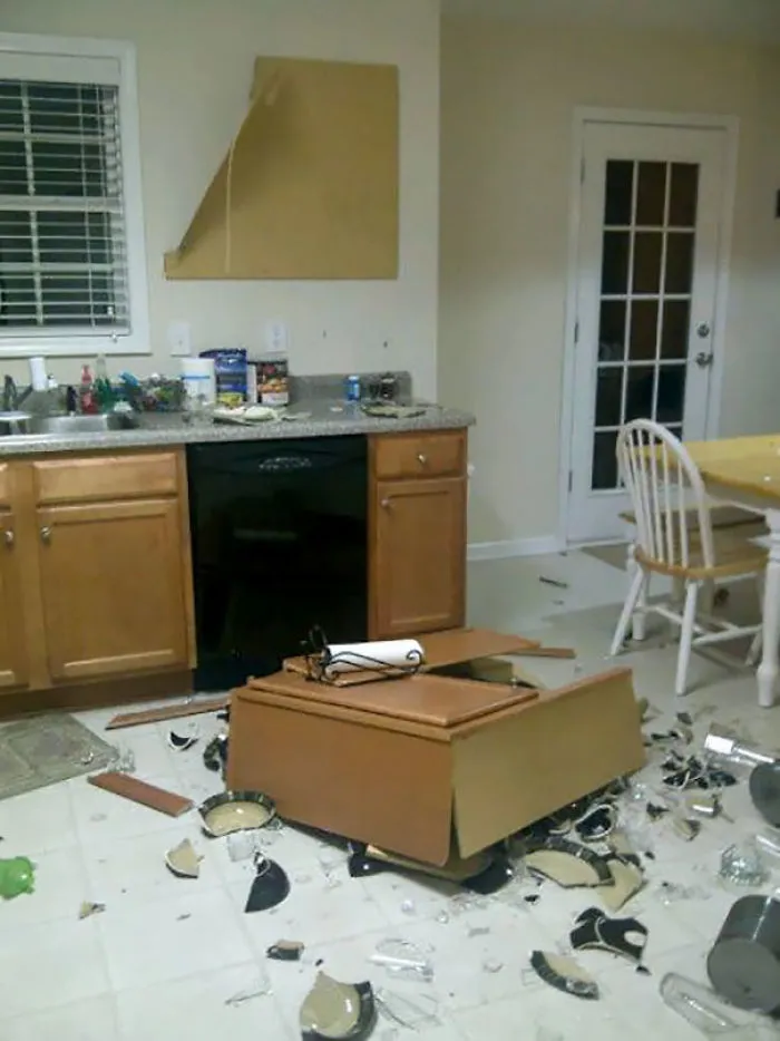 Cabinet Fail