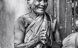 Fair Travelling: 8 Tips To Capture People With Your Camera With Respect