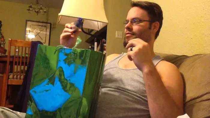 This Woman Told Her Deaf Husband She Was Pregnant And His Reaction Is The Sweetest Thing In The World