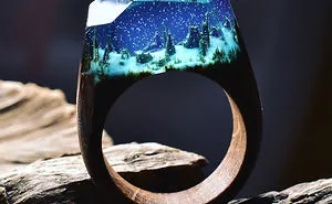 Man Proposed With A Beautiful Resin Ring, She Said Yes!